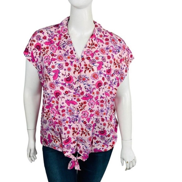 New Torrid Womans Sz 1X 14/16 Challis Blouse Dolman Pink Floral Button Front NWT - Picture 1 of 6